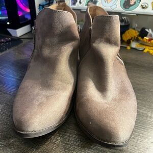 American Eagle - Ankle Boots size 11